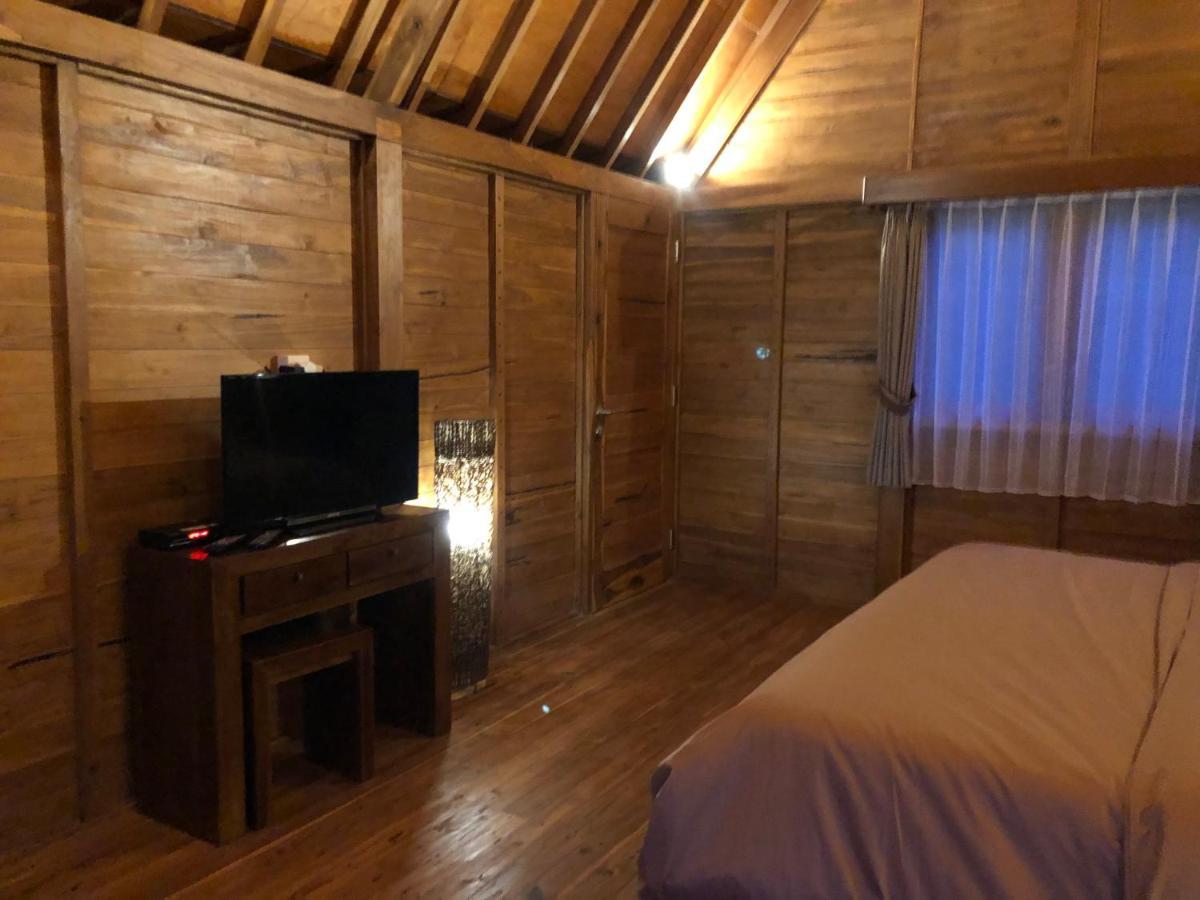 Buyan Lodge Lake View Villa بيدوغول المظهر الخارجي الصورة
